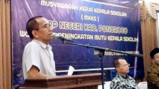 Kasek SMPN se-Ponorogo Gelar Kunjungan ke MKKS SMPN Lamongan