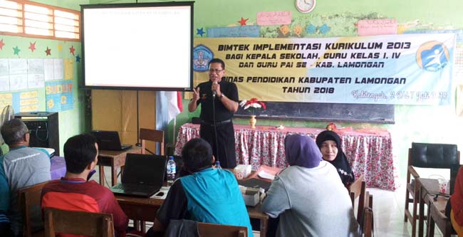 Puluhan Guru SD dan Kepala Sekolah di Lamongan Ikuti Bimtek Implementasi K13