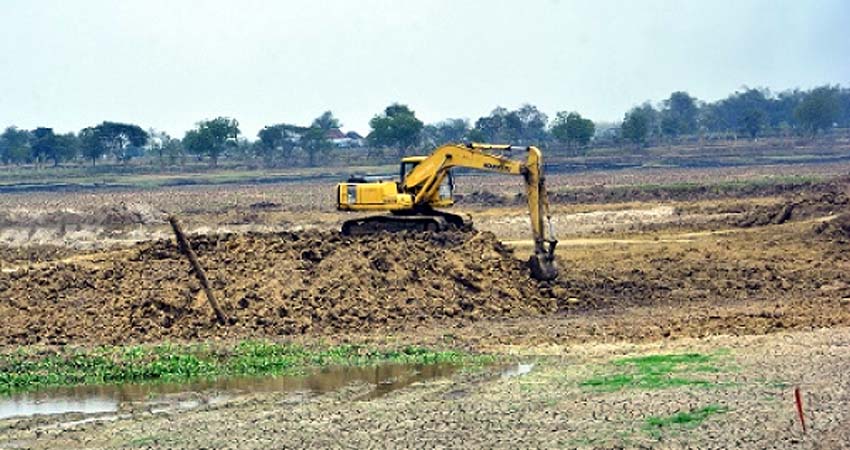 Pemkab Lamongan Anggarkan Rp 5,6 Miliar Untuk Keruk 49 Embung dan Sungai