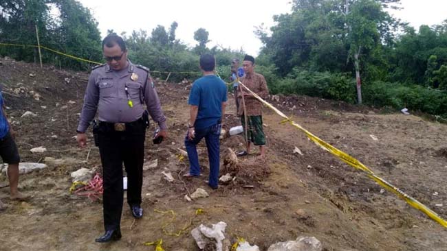 Warga Sendangagung Paciran Temukan Empat Peledak Jenis Mortir