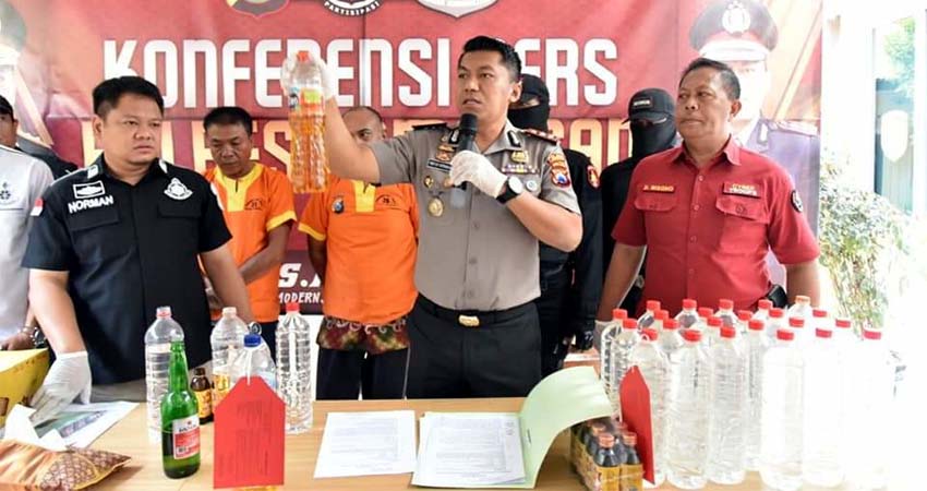 Pesta Miras Maut, Polres Lamongan Tetapkan Dua Penyedia Oplosan jadi Tersangka