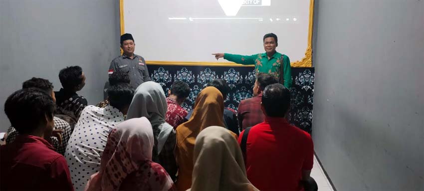 Mahasiswa Fakultas Hukum Universitas Billfath Belajar Kepemiluan ke KPU Lamongan