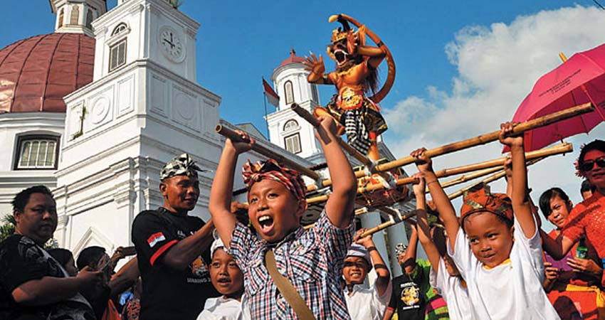 Lamongan Covid-19 Bakesbangpol Tunda Pawai Ogoh-ogoh Desa Balun