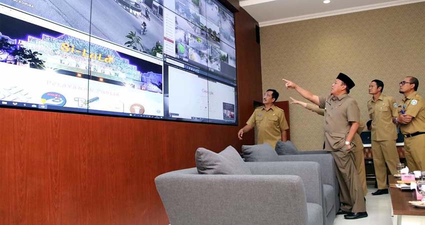 Pemkab Lamongan Kini Miliki Ruangan Command Center