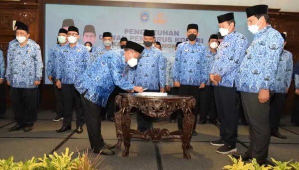 Bupati Lamongan Komitmen Janjikan Birokrasi Profesional, Modern dan Bercita Rasa Internasional