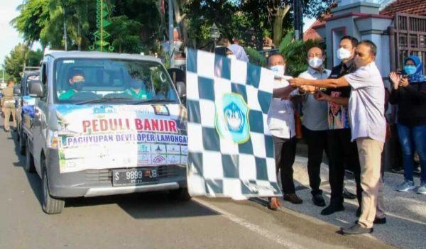 Pemkab Lamongan bersama Developer Sinergi Gelar Baksos Peduli Banjir Bengawan Jero