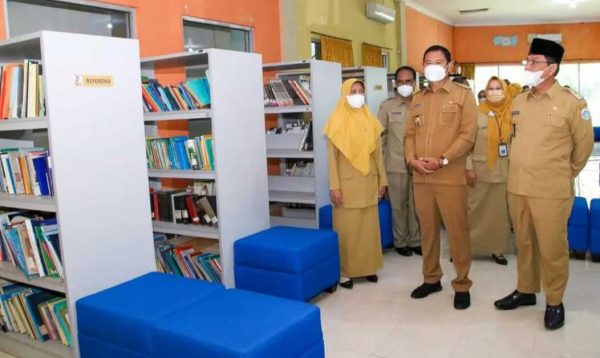 Pimpin Apel di Dinas Kearsipan dan Perpustakaan Daerah Lamongan, Bupati Yuhronur Ingatkan Minat Baca dan Tata Kelola Kearsipan