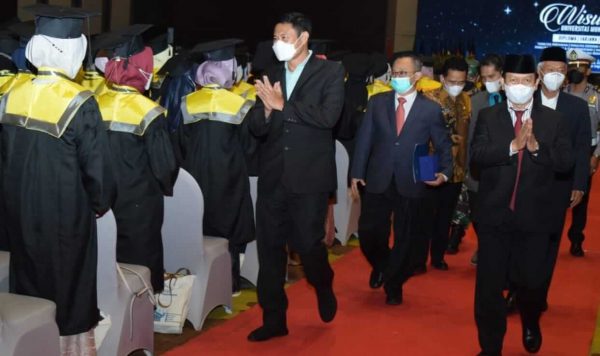 Hadiri Wisuda UMG, Bupati Lamongan Tekankan Pentingnya Agile Mindset