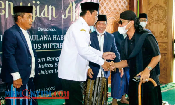 Wabup Lamongan Hadiri Pengajian Akbar Dies Natalis Fakultas Ekonomi Unisla bersama Gus Miftah