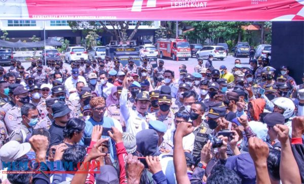 Petani Tambak Lamongan Gelar Aksi Pupuk Subsidi, Pemkab Siap Kawal ke Pemerintah Pusat