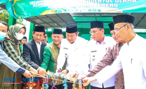 Bupati Yuhronur Resmikan Klinik Mabarrot NU Karanggeneng Lamongan