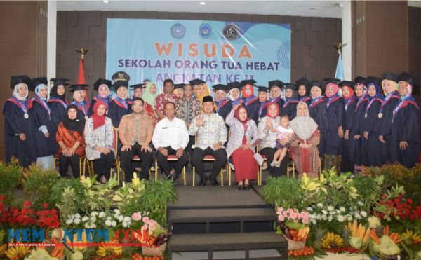 Dinas Pengendalian Penduduk dan Keluarga Berencana Lamongan Wisuda SOTH Angkatan II Pertama Se-Jatim