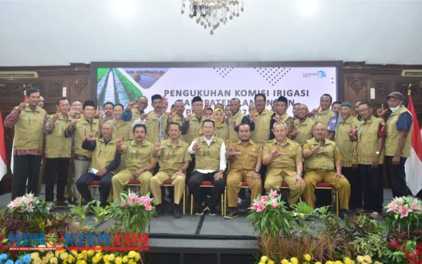 Optimalkan Pemenuhan Air Pertanian Lamongan, Bupati Yuhronur Kukuhkan Komisi Irigasi