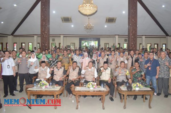 Peringatan May Day 2023 Lamongan Dikemas dengan Halal Bihalal bersama Apindo dan Serikat Buruh